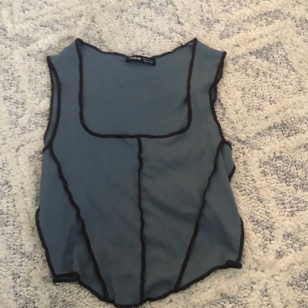 Blue geometric crop top